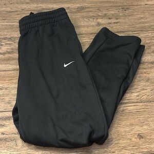 Nike Thermafit Sweatpants / Track pants
New without tags Size Youth Large